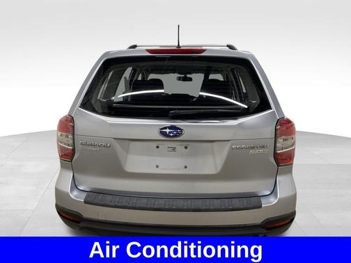 2014 Subaru Forester 2.5i