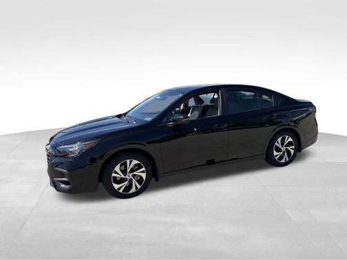 Crystal Black Silica 2025 Subaru Legacy Premium