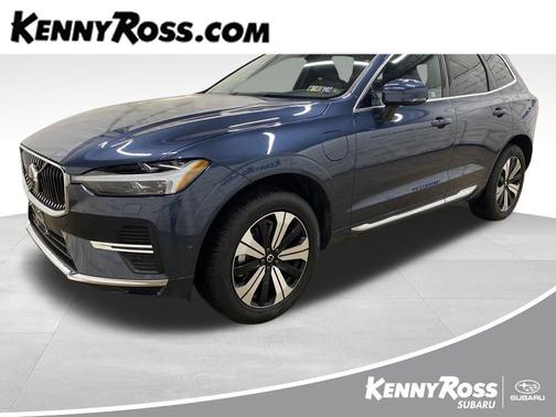 2023 Volvo XC60 Recharge Plug-In Hybrid T8 Plus Bright Theme