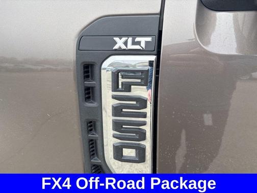 2023 Ford F-250 XLT