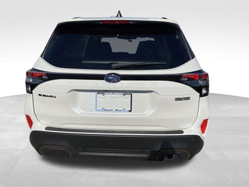 2025 Subaru Forester Hybrid Sport