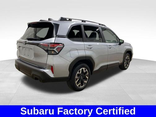 Ice Silver Metallic 2025 Subaru Forester Premium