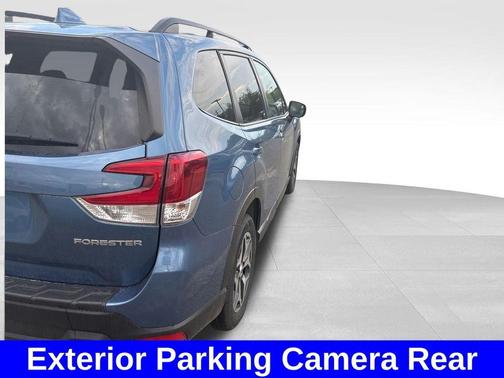 Horizon Blue Pearl 2021 Subaru Forester Premium