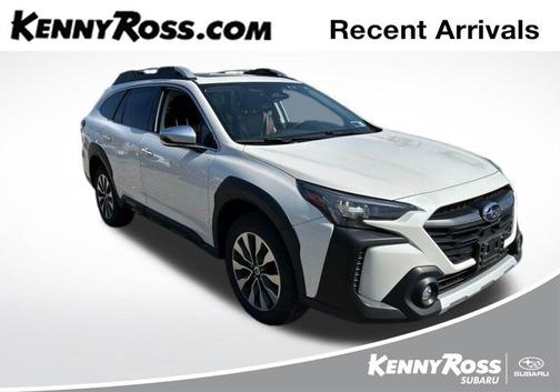 Crystal White Pearl 2023 Subaru Outback Touring