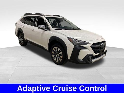 Crystal White Pearl 2023 Subaru Outback Touring
