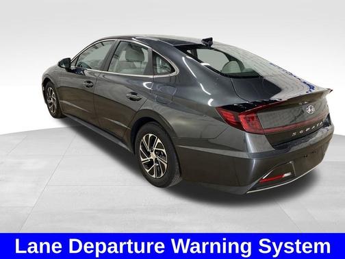 2022 Hyundai SONATA Hybrid Blue