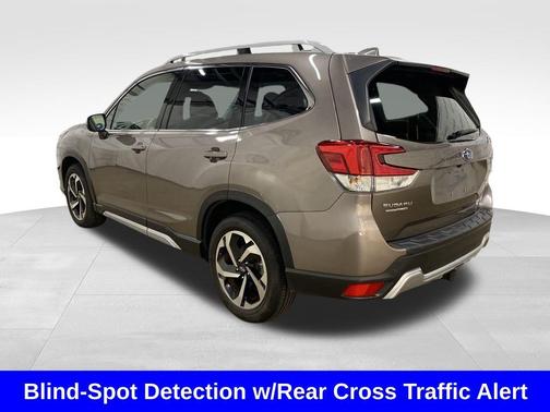 2023 Subaru Forester Touring