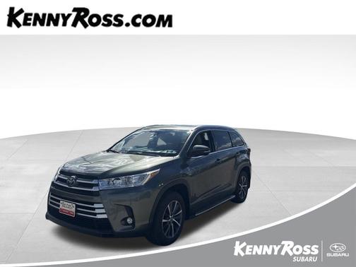 Jade Metallic 2019 Toyota Highlander XLE