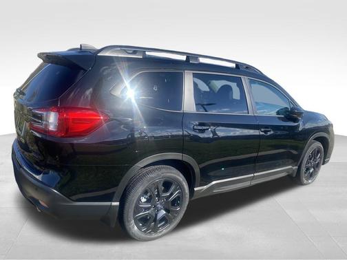 2025 Subaru Ascent Onyx Edition Touring