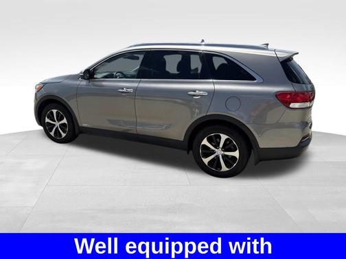 Titanium Silver 2017 Kia Sorento EX