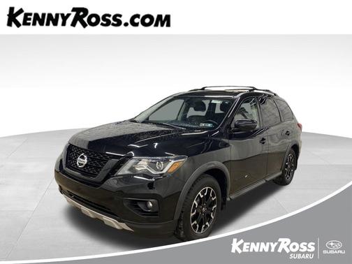 2020 Nissan Pathfinder SL