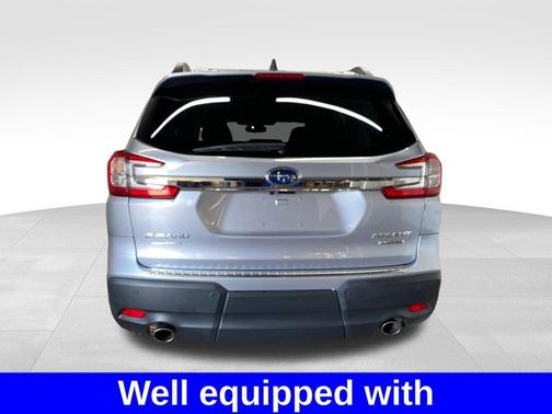 Ice Silver Metallic 2023 Subaru Ascent Limited 8-Passenger