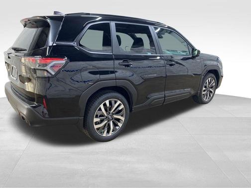 Crystal Black 2026 Subaru Forester Touring