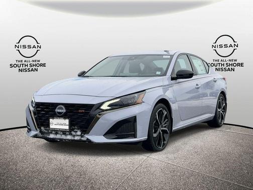 Gray Sky Pearl 2025 Nissan Altima SR