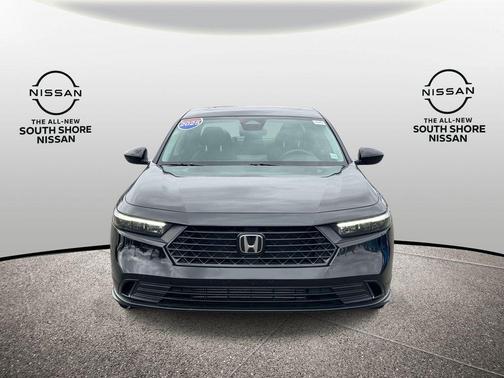 Crystal Black Pearl 2025 Honda Accord SE