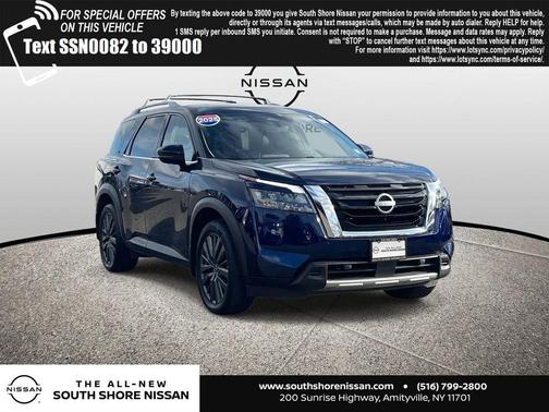 2025 Nissan Pathfinder SL