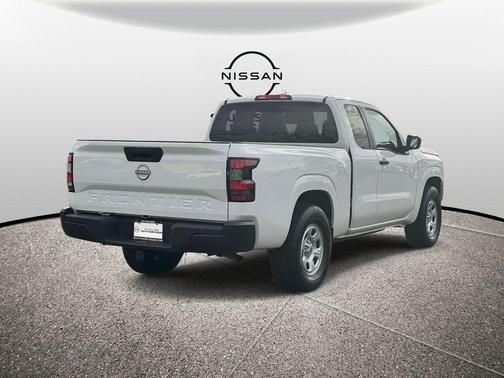 2024 Nissan Frontier S