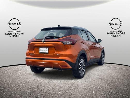 Monarch Orange / Super Black 2024 Nissan Kicks SV