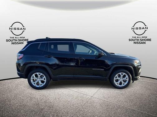 Diamond Black 2024 Jeep Compass Latitude