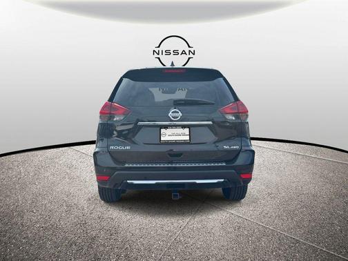 2020 Nissan Rogue SL