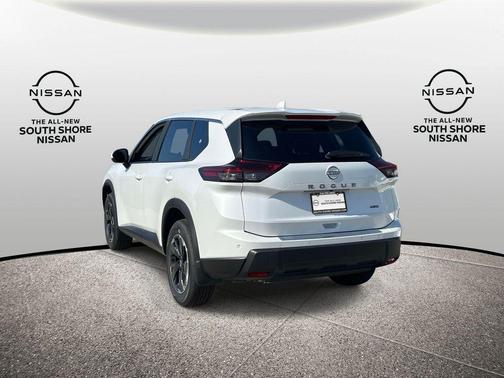 Everest White P 2026 Nissan Rogue SV