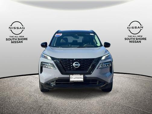 Boulder Gray Pearl/Super Black 2023 Nissan Rogue SV