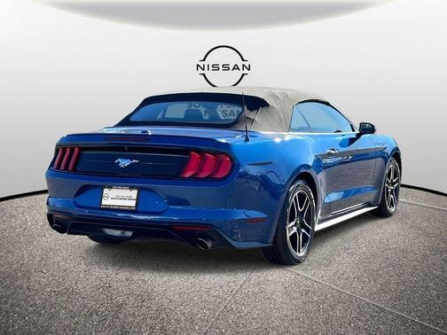 2022 Ford Mustang EcoBoost Premium