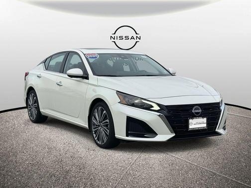 2025 Nissan Altima SL