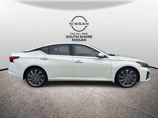 2025 Nissan Altima SL