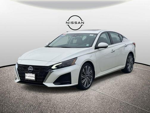 2025 Nissan Altima SL