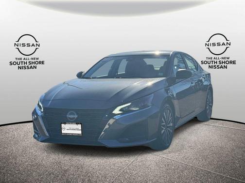 Gun Metallic 2025 Nissan Altima SV