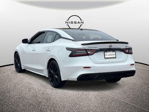 2023 Nissan Maxima SR