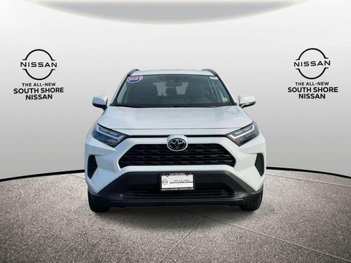 Ice 2024 Toyota RAV4 XLE