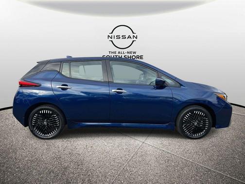 2025 Nissan Leaf SV PLUS