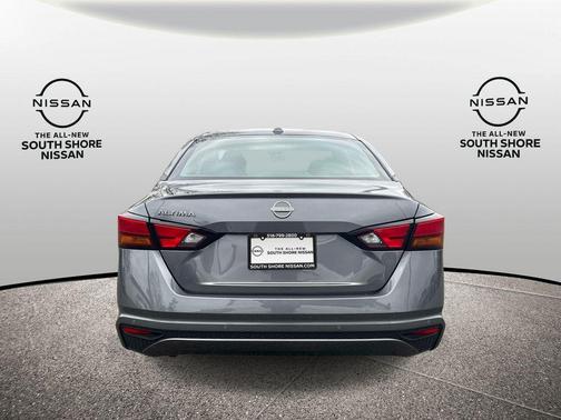 Gun Metallic 2025 Nissan Altima S