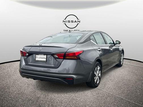 2025 Nissan Altima S