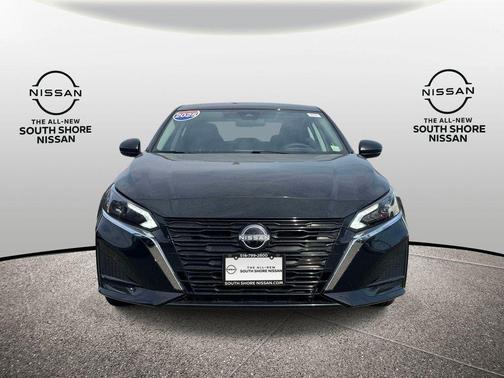 Super Black 2025 Nissan Altima S