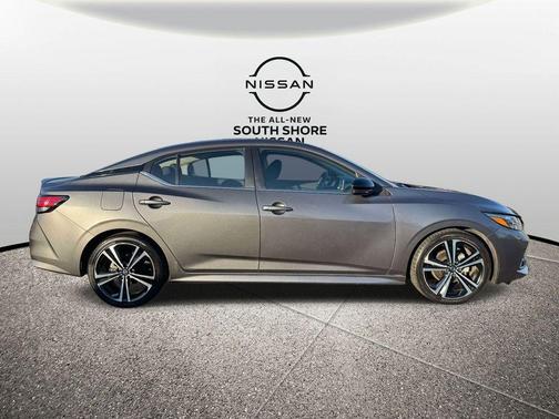 2022 Nissan Sentra SR