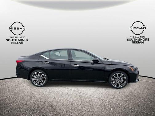 2025 Nissan Altima SL