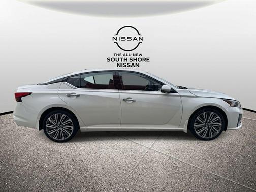 2025 Nissan Altima SL