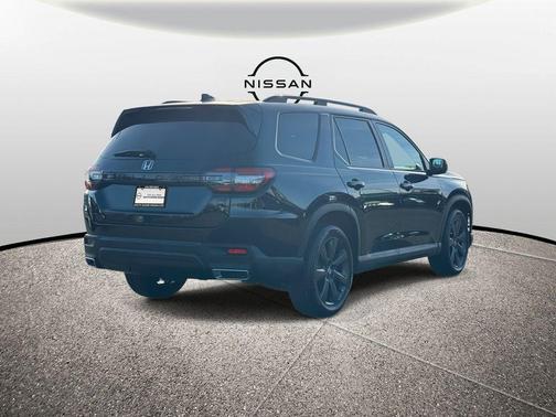 2023 Honda Pilot Sport