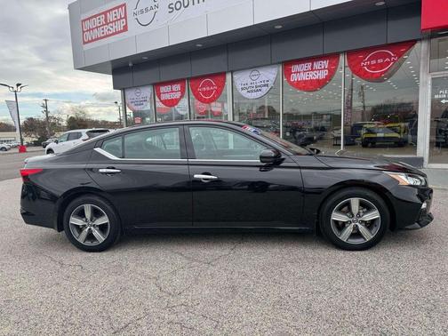 2022 Nissan Altima 2.5 SL