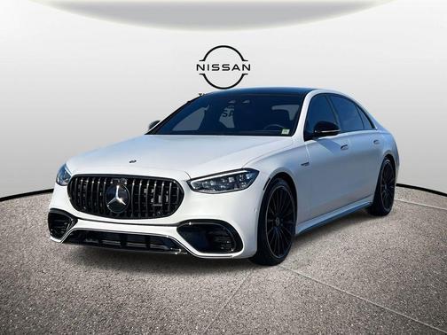 2025 Mercedes-Benz AMG S 63 E Base