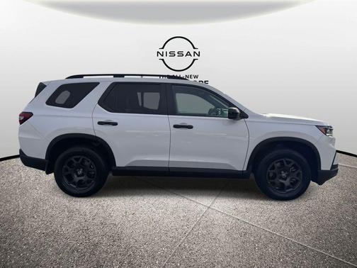 2023 Honda Pilot TrailSport