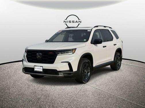 2023 Honda Pilot TrailSport