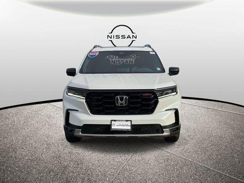 2023 Honda Pilot TrailSport