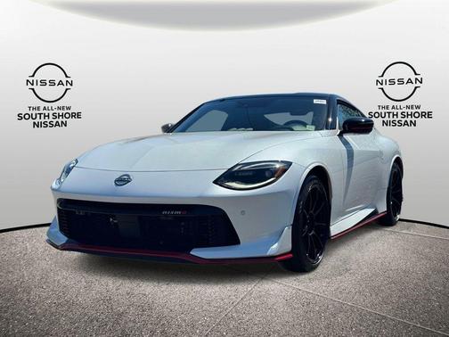 2t Wht Blk Roof 2024 Nissan Z NISMO