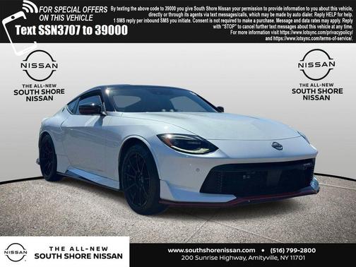 2t Wht Blk Roof 2024 Nissan Z NISMO