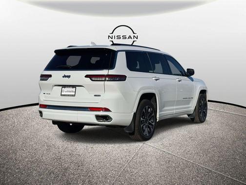 2022 Jeep Grand Cherokee L Overland