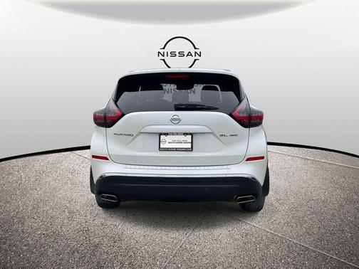 2022 Nissan Murano SL